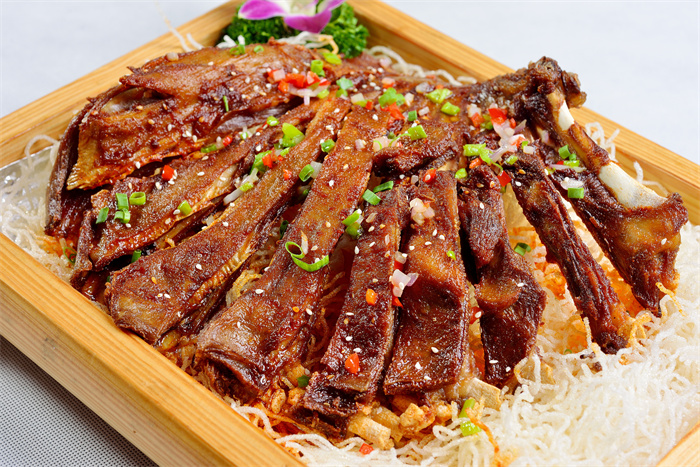 1659596565263072.jpg 506.jpg